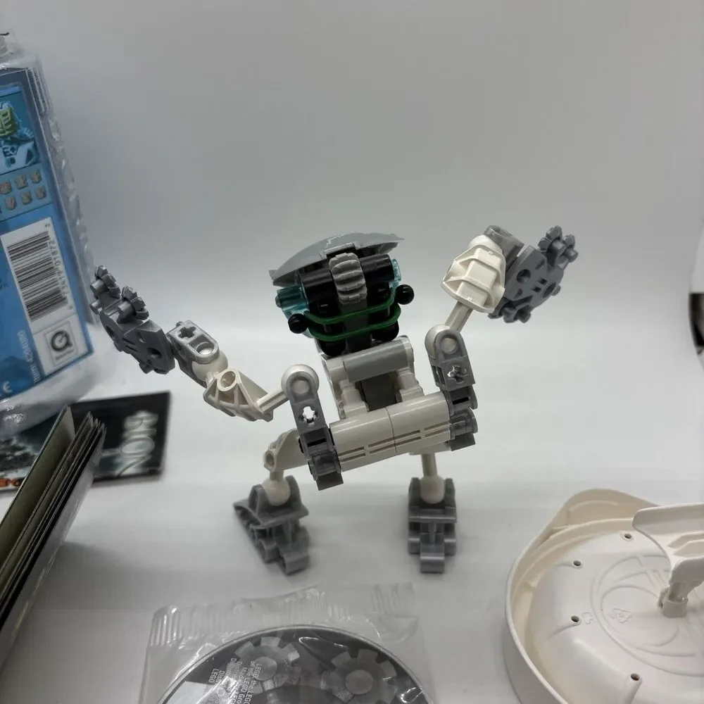 LEGO BIONICLE: Kohrak-Kal 8575 - Complete Set (w/ Disc,Canister, Instructions)